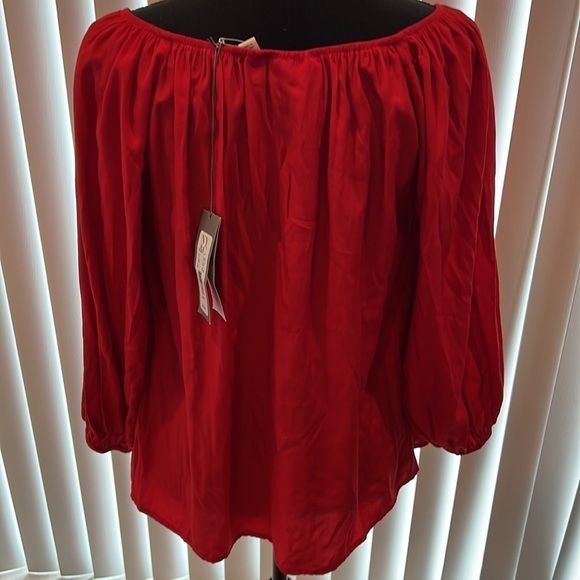 Eva Mendes NY and Company Red Blouse Size Small - Picture 5 of 9